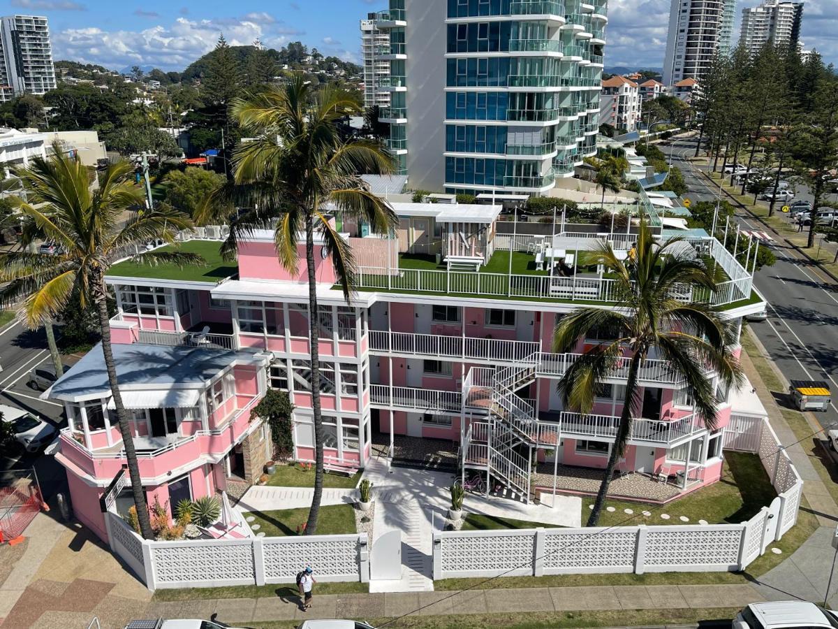 The Pink Hotel Coolangatta Gold Coast Exterior foto